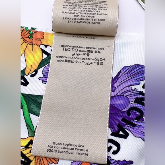 NWT 100% Authentic Gucci X Balenciaga Floral Print Silk Scarf - Picture 9 of 11